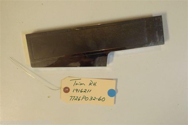 MAGIC CHEF STOVE 1916211 7726P032-60 Trim RH. USED MAGIC CHEF STOVE 1916211 7726P032-60 Trim RH. USED
